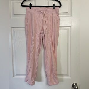 Lululemon dance studio Mid-Rise Lined Crop pant | Size 6